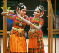 Shredha & Shreya KK 